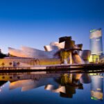 Descubre la explosiva arquitectura del Museo Guggenheim Bilbao